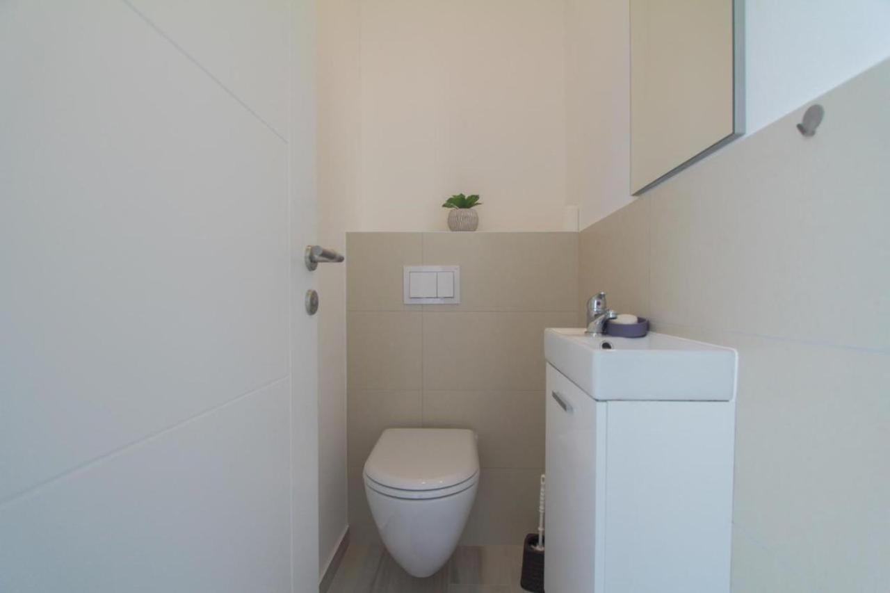 Apartment Gina Trogir Exterior photo