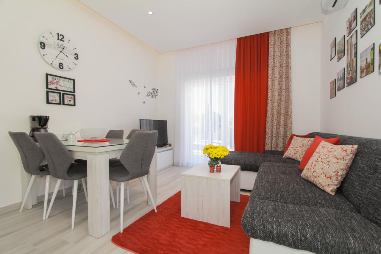 Apartment Gina Trogir Exterior photo